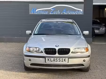 BMW Série 3 318i 2.0 105
