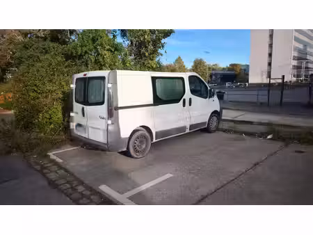 Renault Trafic 2.0 dCi 90