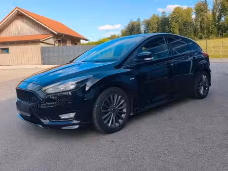 Ford Focus 1.5 EcoBoost 150 ST Line