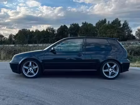 Volkswagen Golf GTI 150