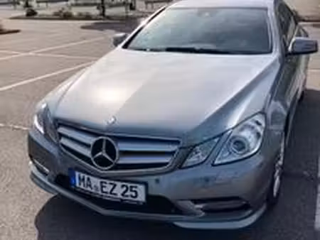 Mercedes-Benz Classe E E 220