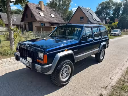 Jeep Cherokee V6 4.0 115
