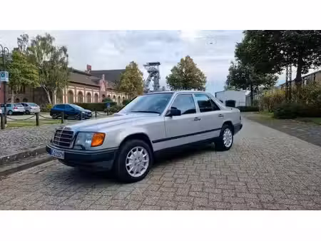 Mercedes-Benz Classe E 300 E