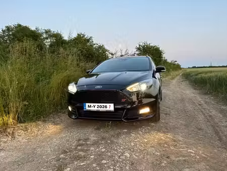 Ford Focus ST 2.0 250