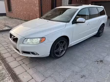 Volvo V70 R 136 R Design