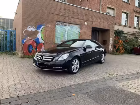 Mercedes-Benz Classe E E 220