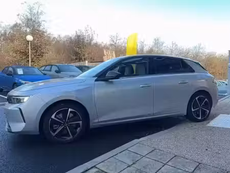 Opel Astra 1.6 180