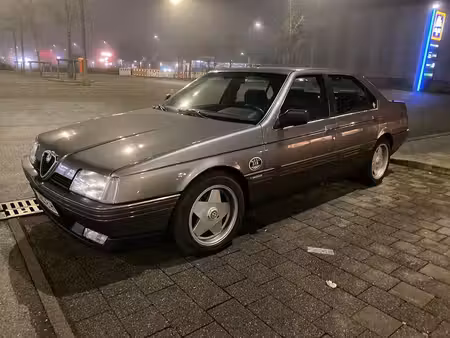 Alfa Romeo 164 
