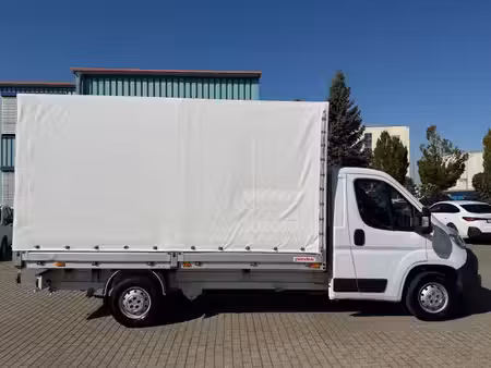 Opel Movano 2.2 HDi 140