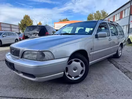 Volvo V70 2.4 144