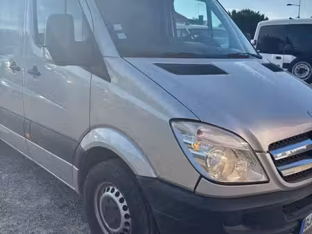 Mercedes-Benz Sprinter V6 3.0 184