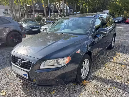 Volvo V70 Momentum