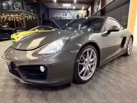 Porsche 718 2.7 275 Black Edition