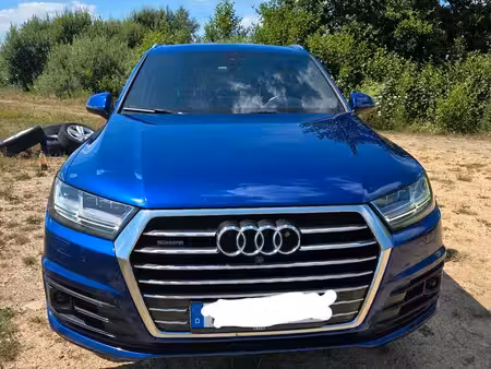Audi Q7 quattro