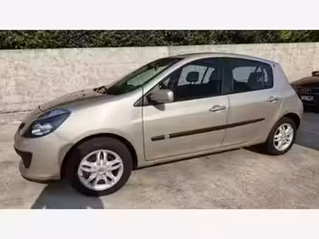 Renault Clio 1.6 110 Initiale