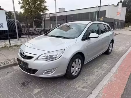 Opel Astra 1.7