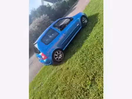 Renault Clio 16S 2.0 182