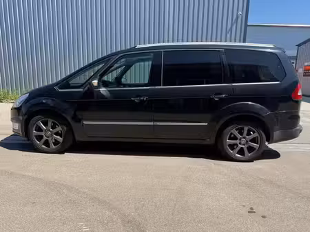 Ford Galaxy V6 2.2 TDCi 200 Titanium