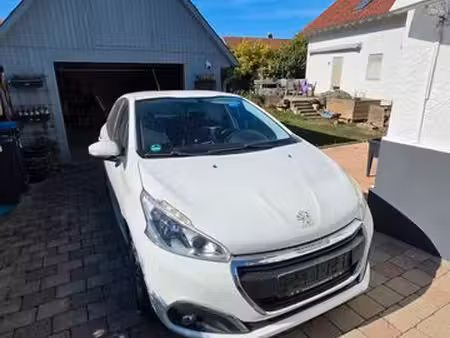 Peugeot 208 1.2 PureTech 82 Active