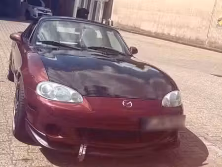 Mazda MX5 1.8 145