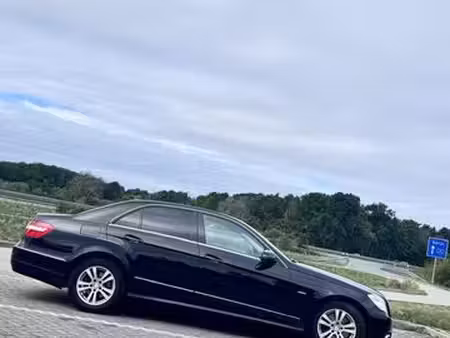 Mercedes-Benz Classe E E 250 2.1 150