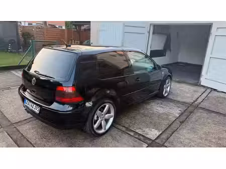 Volkswagen Golf VR6 V6 2.8 204 4Motion