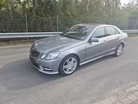 Mercedes-Benz Classe E E 350 V6 3.0 CDI 265