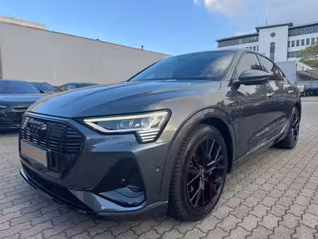 Audi e-tron S 408 S line
