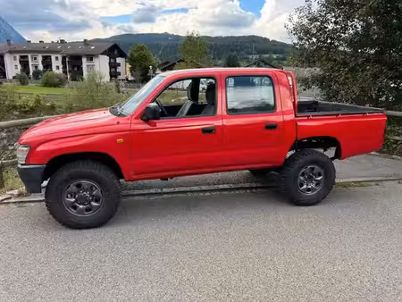 Toyota Hilux 2.4 90
