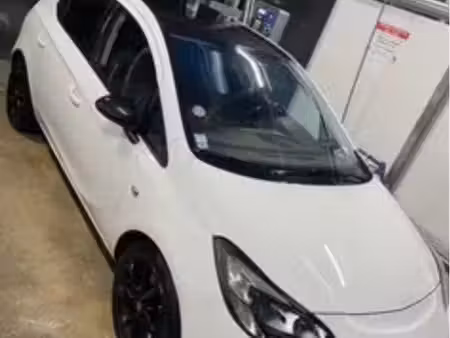 Opel Corsa 1.4 100