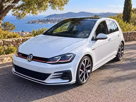 Volkswagen Golf GTI 2.0 TFSI 230