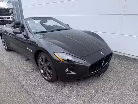 Maserati Grancabrio Sport V8 4.7 440