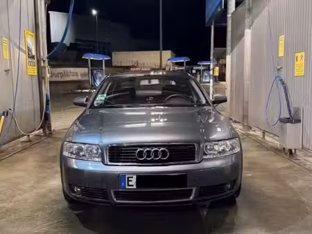 Audi A4 V6 2.4 170