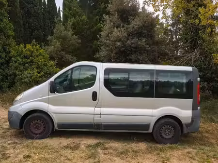 Renault Trafic 2.0 dCi 90