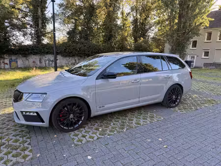 Škoda Octavia RS 2.0 TSI 245