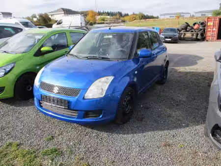 Suzuki Swift 1.3 92