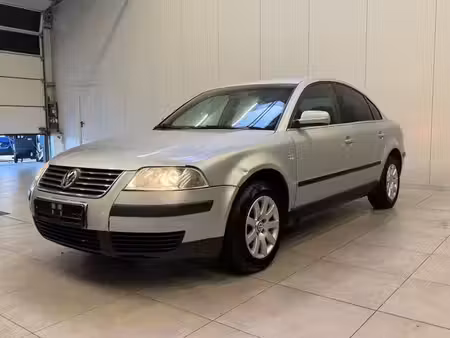 Volkswagen Passat 2.0 Base