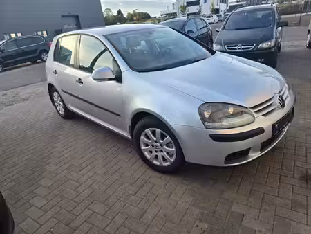 Volkswagen Golf Confortline
