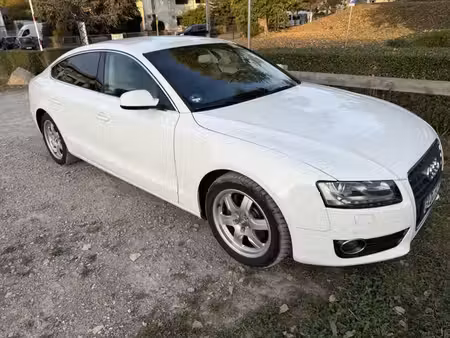 Audi A5 V6 2.7 TDI 190