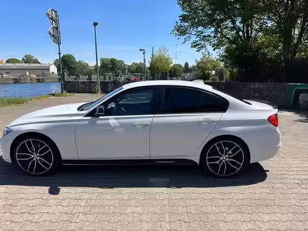 BMW Série 3 318d 2.0 143
