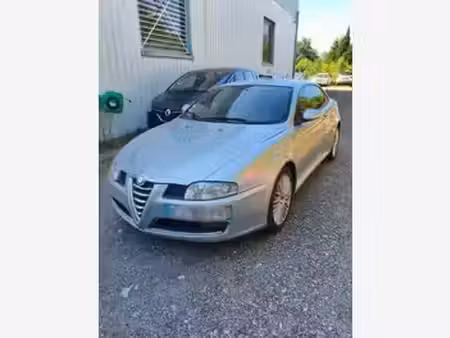 Alfa Romeo GT 1.9 JTDm 150 Distinctive