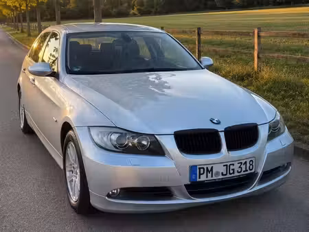 BMW Série 3 318i 2.0 143