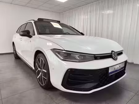 Volkswagen Passat 1.5 272 R-Line