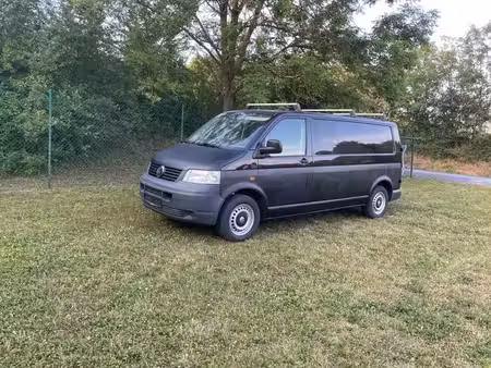 Volkswagen Transporter T5 2.5 TDI 131