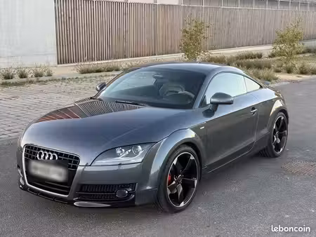Audi TT 2.0 TFSI 211 S line