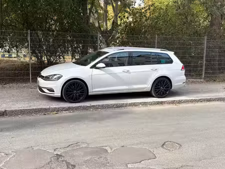 Volkswagen Golf 2.0 TDI 150
