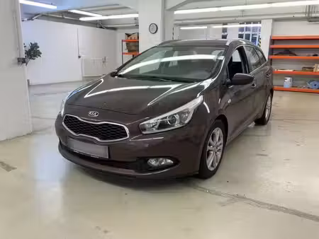 Kia Ceed 1.6 CRDi 128 Edition 7