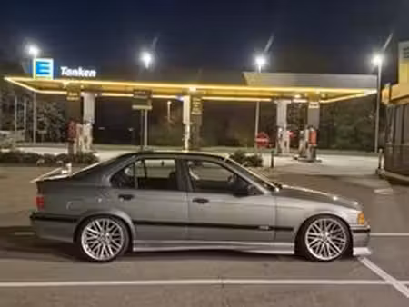 BMW Série 3 325i 2.5 192