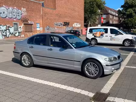 BMW Série 3 318i 2.0 143