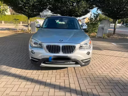 BMW X1 28i 2.0 245 xDrive